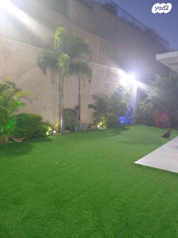 בית פרטי/ קוטג', נחל שניר 6, אמירי גן, גדרה