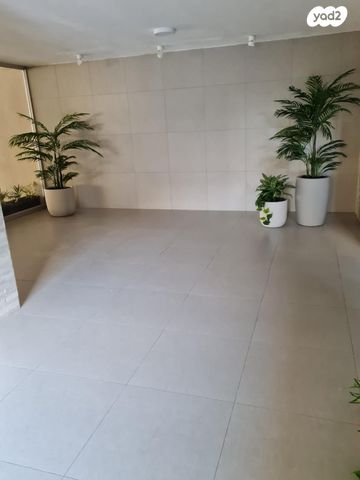 א.ד. גורדון 43