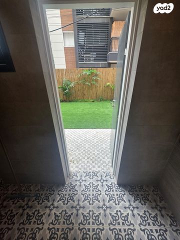 דירת גן, יעקב פנחסי 8, עין גנים, פתח תקווה