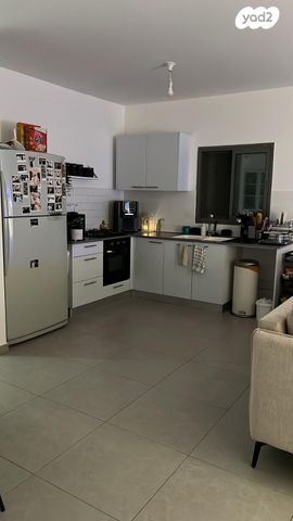 דירה, סביון 26, הפרחים, חריש