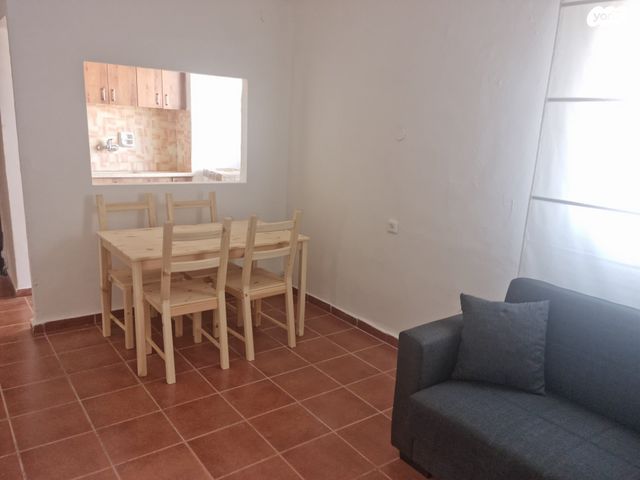 דירה, אברהם אבינו 60, שכונה ד', באר שבע