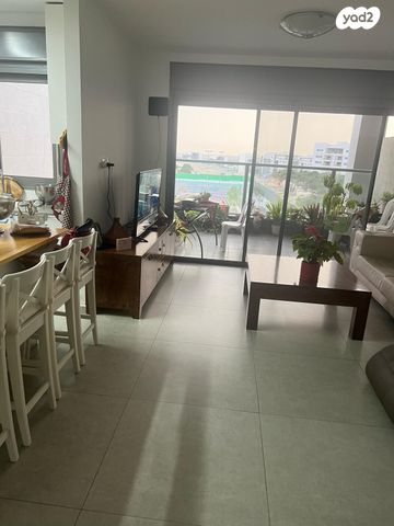 דירה, רקפת 10, הפרחים, חריש