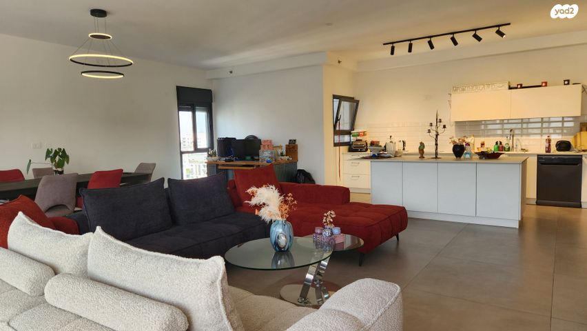 גג/ פנטהאוז, תבור 12, בית בפארק ,פרדס בחסכון, אור יהודה