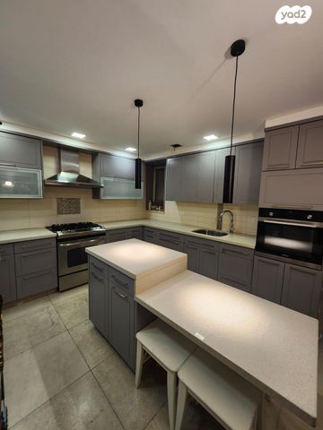 דירה, זאב חקלאי 4, בית וגן, ירושלים