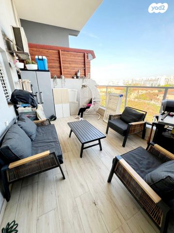 דירה, נפתלי בן אפרים 10, היובל, שרונה, רחובות