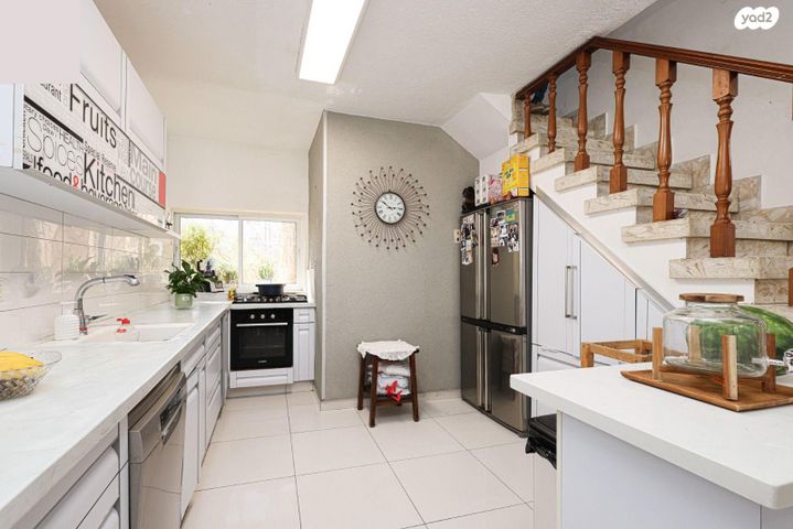 גג/ פנטהאוז, חביבה רייק 8, קרית שרת מזרח, חולון