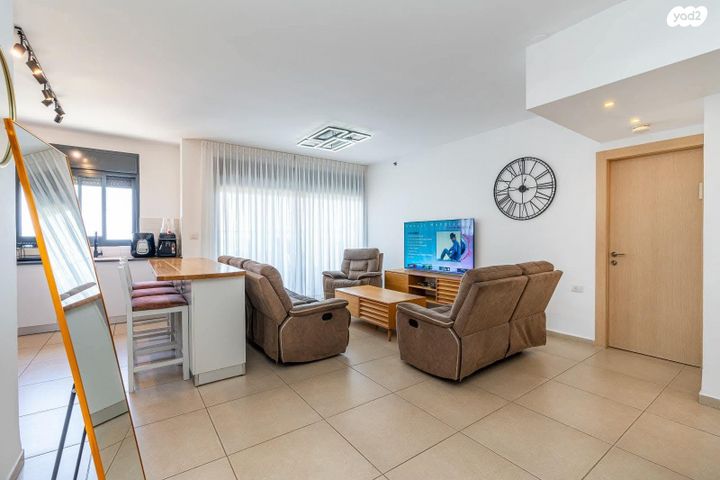 דירה, השיקמים 3, נוף ים - מע"ר, אור עקיבא