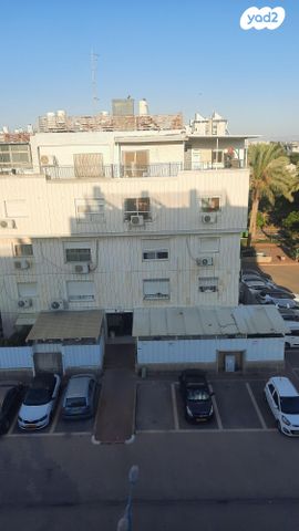 גג/ פנטהאוז, ליטאני 3, גני אביב, לוד