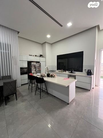 בית פרטי/ קוטג', ברקן 2, קרית מנחם, אופקים