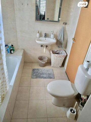 גג/ פנטהאוז, שער הגיא 14, רובע ד', אריאל