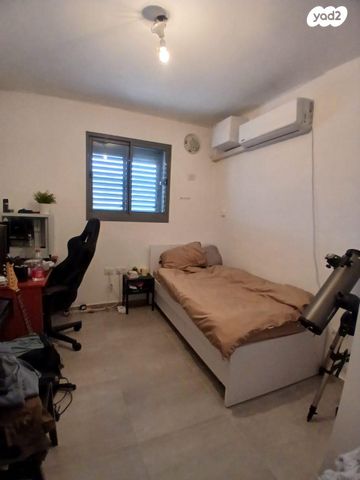 גג/ פנטהאוז, איבי נחל 1, אבני חפץ, אבני חפץ