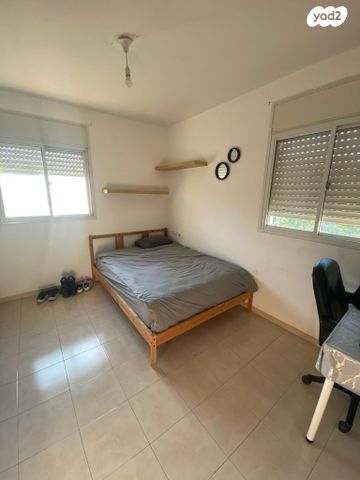 גג/ פנטהאוז, שער הגיא 14, רובע ד', אריאל