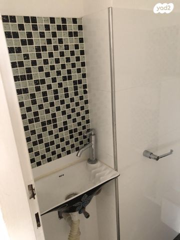 דירה, הנשיאים 3, מרכז, קרית עבודה, חולון