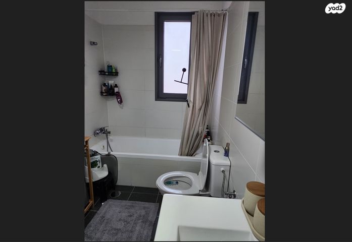 דירה, שיר השירים 29, גן יבנה מערב, גן יבנה