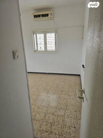 דירה, הרב קוק 39, צפון מערב מרכז העיר, נתניה