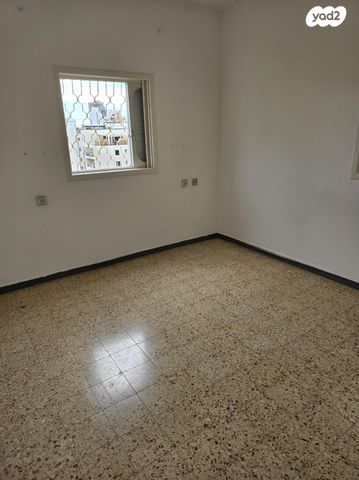 דירה, הרב קוק 39, צפון מערב מרכז העיר, נתניה