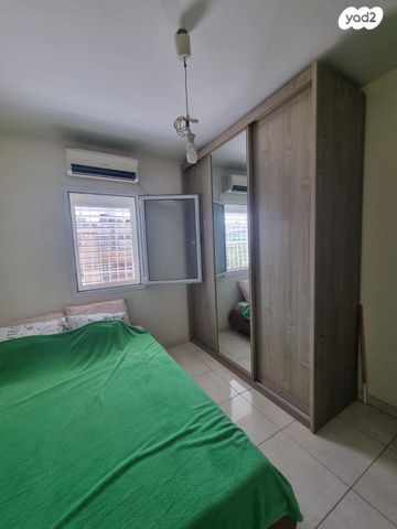 דירה, שיק 8, נווה עופר, תל כביר, תל אביב יפו