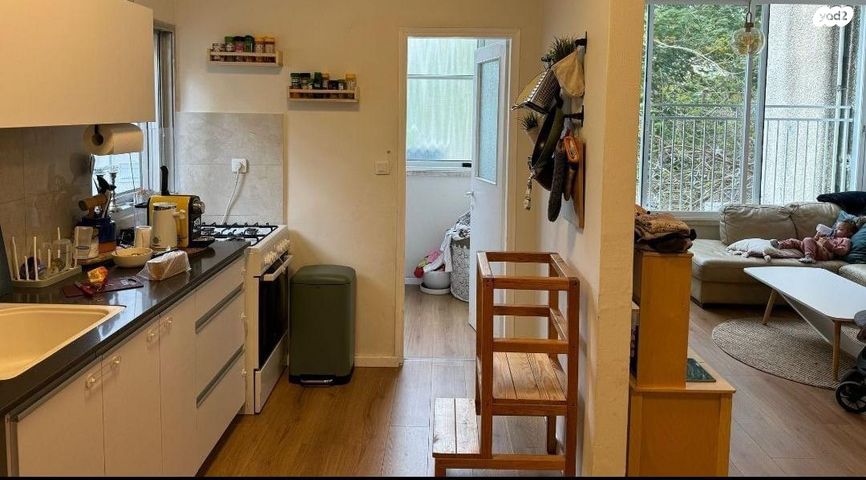 עמק השושנים 21