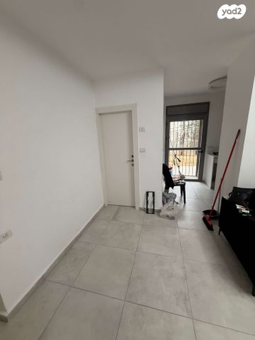 דירת גן, טשרניחובסקי 72, גבעת הורדים, רסקו, ירושלים