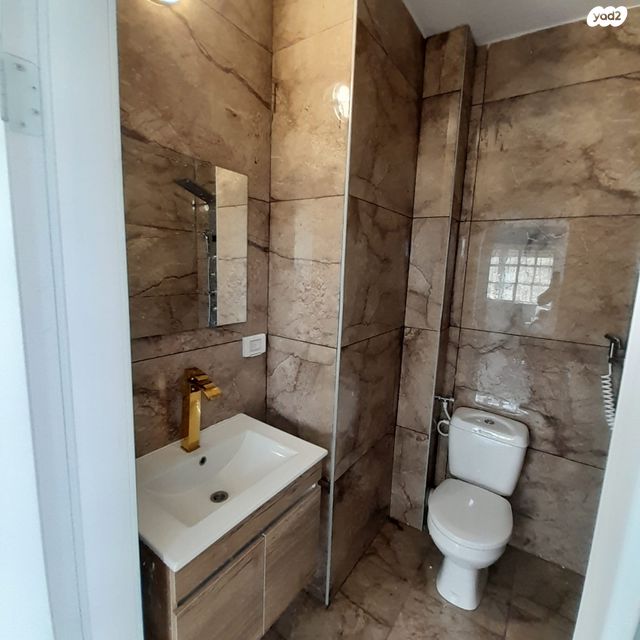 יחידת דיור, הוגו מולר 24, מרכז העיר, קרית אתא