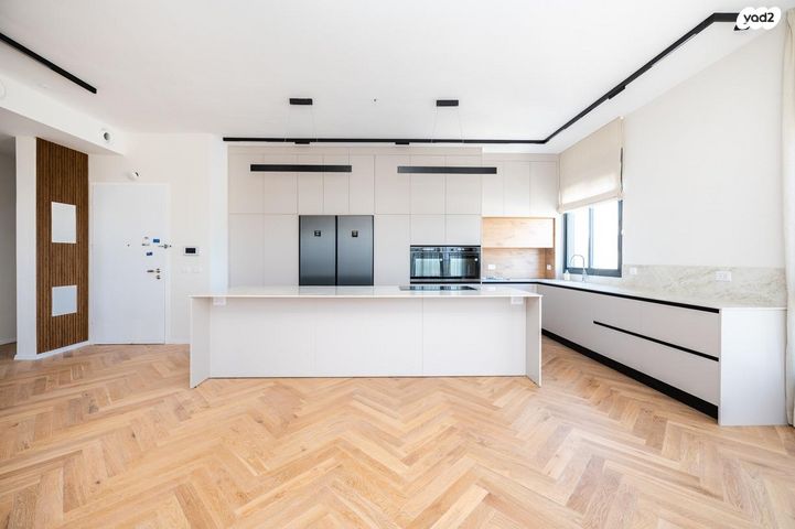 גג/ פנטהאוז, דרך הבנים 3, מרכז פרדס חנה, פרדס חנה כרכור