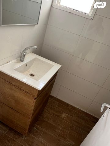 גג/ פנטהאוז, שדרות ח"ן 39, ב' / צפון מערב העיר, רחובות