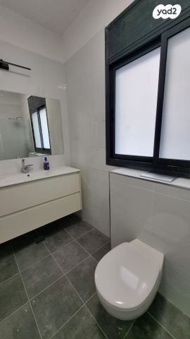 דירה, ליונל ווטסון 13, רמת בגין, חיפה