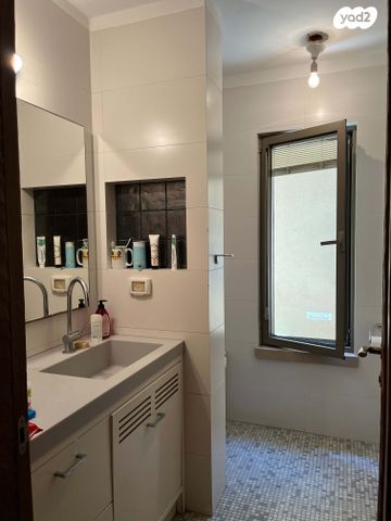 מרתף/ פרטר, ברנדייס 53, מרכז דרום, רעננה