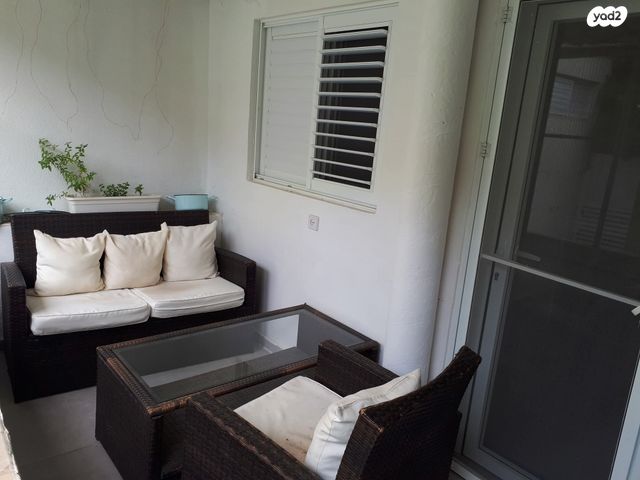 דירת גן, קהילת וילנה 51, קרית יערים, רמת השרון