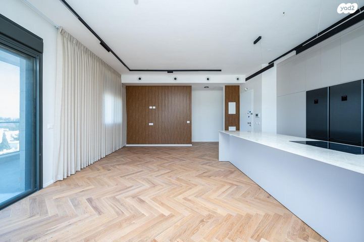 גג/ פנטהאוז, דרך הבנים 3, מרכז פרדס חנה, פרדס חנה כרכור