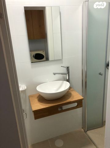 יחידת דיור, חיים נחמן ביאליק 3, גבעת אוויה, יהוד מונוסון