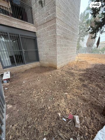 דירת גן, טשרניחובסקי 72, גבעת הורדים, רסקו, ירושלים