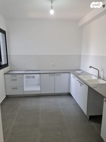 דירה, רועי קליין 7, קרית קריניצי, רמת גן