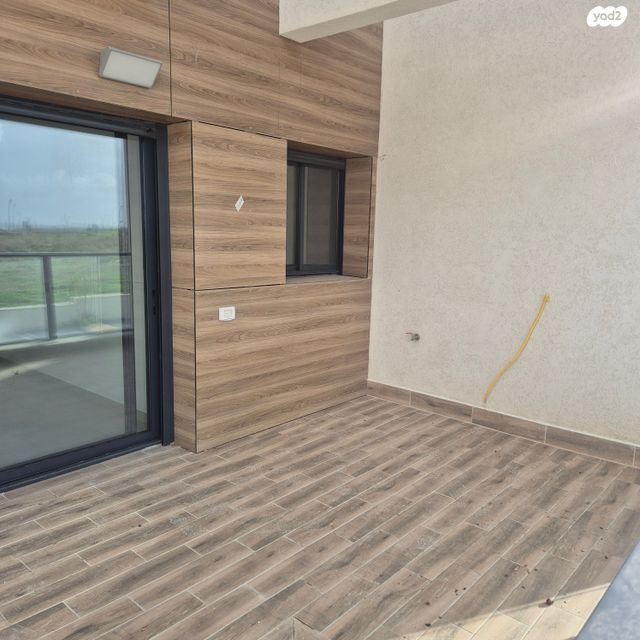 דירה, חבצלת 15, בת חפר, בת חפר