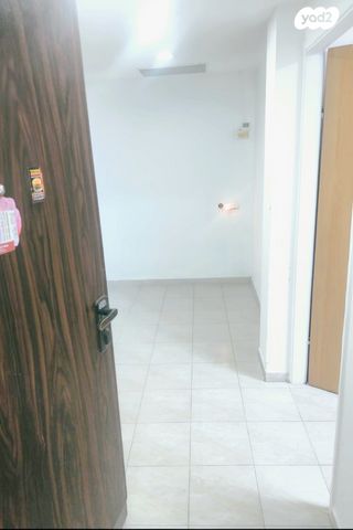 דירה, סוקולוב 4, מרכז, קרית עבודה, חולון