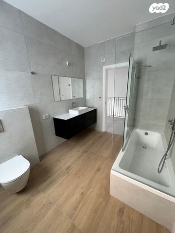 בית פרטי/ קוטג', ריף 3, שאר העיר, אבן יהודה