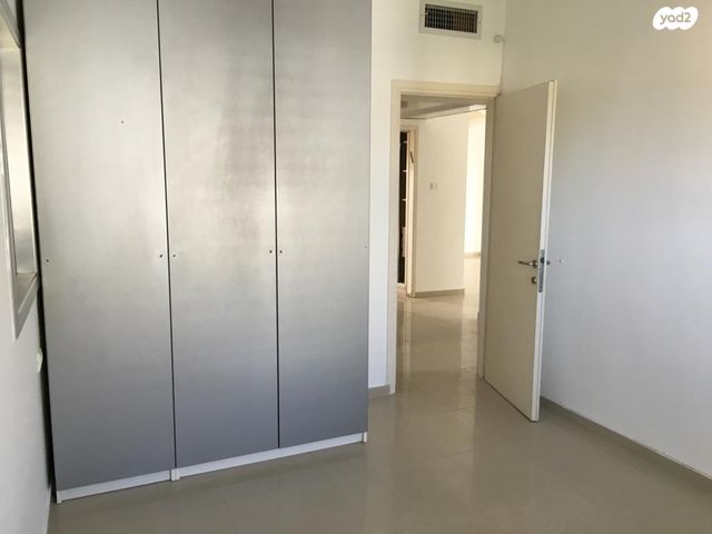 דירה, סוקולוב 55, גולן, רמת השרון