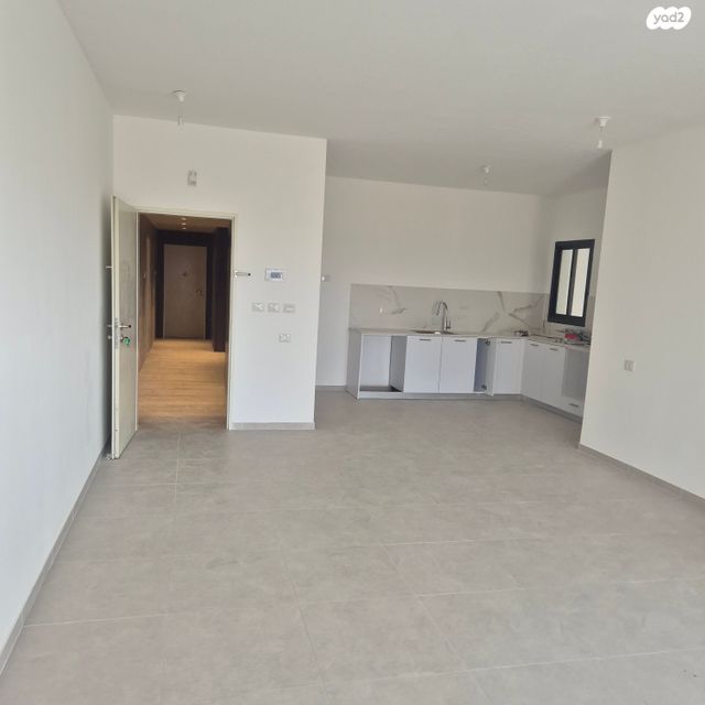 דירה, חבצלת 15, בת חפר, בת חפר