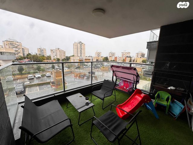 דירה, משה לוי 5, נאות שמיר, רמלה