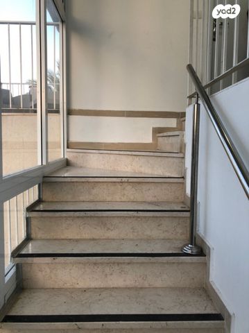 יחידת דיור, חיים נחמן ביאליק 3, גבעת אוויה, יהוד מונוסון