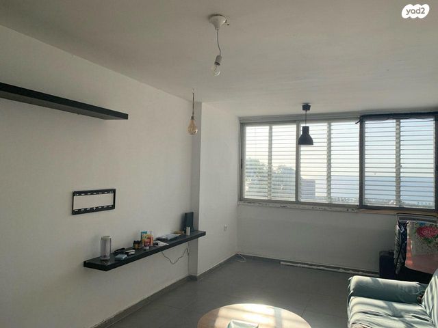 דירה, אסתר המלכה 31, נווה דוד, חיפה