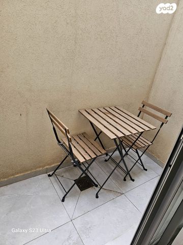 יחידת דיור, הר חרמון 2, רחובות ההולנדית, רחובות