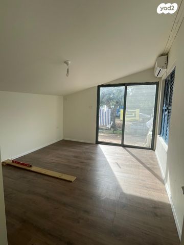 בית פרטי/ קוטג', האשל 8, גנות, גנות