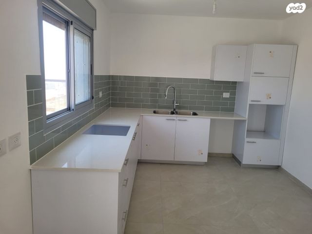 גאון הירדן 133