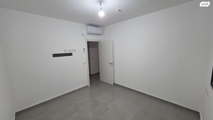 דירה, חושן 14, שאר העיר, אריאל