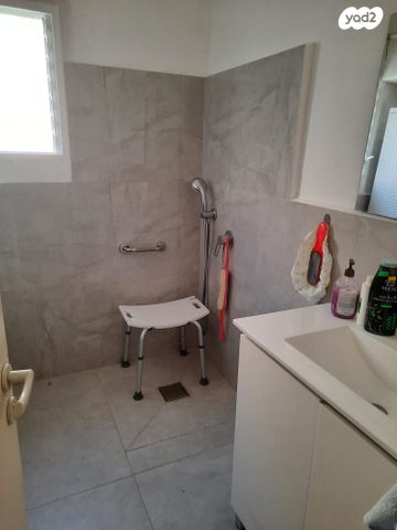 דירה, דוד רמז 18, לב העיר, בת ים