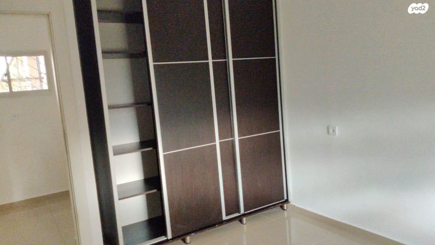 דירה, ז'בוטינסקי 25, שכונה ג', באר שבע