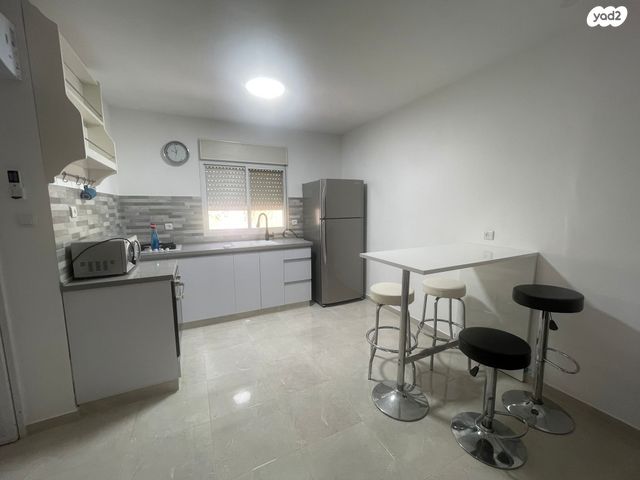 יחידת דיור, הרב יחיא קפאח 48, נאות לון, באר שבע