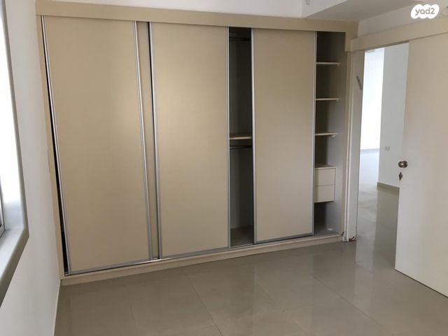 דירה, סוקולוב 55, גולן, רמת השרון