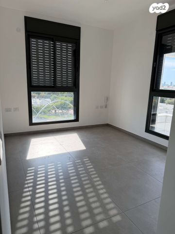 דירה, יונה וולך 7, גרין פארק החדשה, הוד השרון